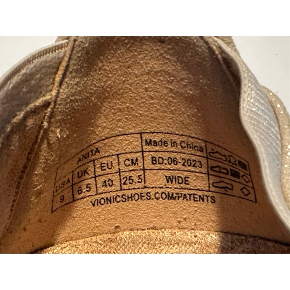 Vionic Metallic Champagne Ballet Flats 9 WIDE - Picture 6 of 7